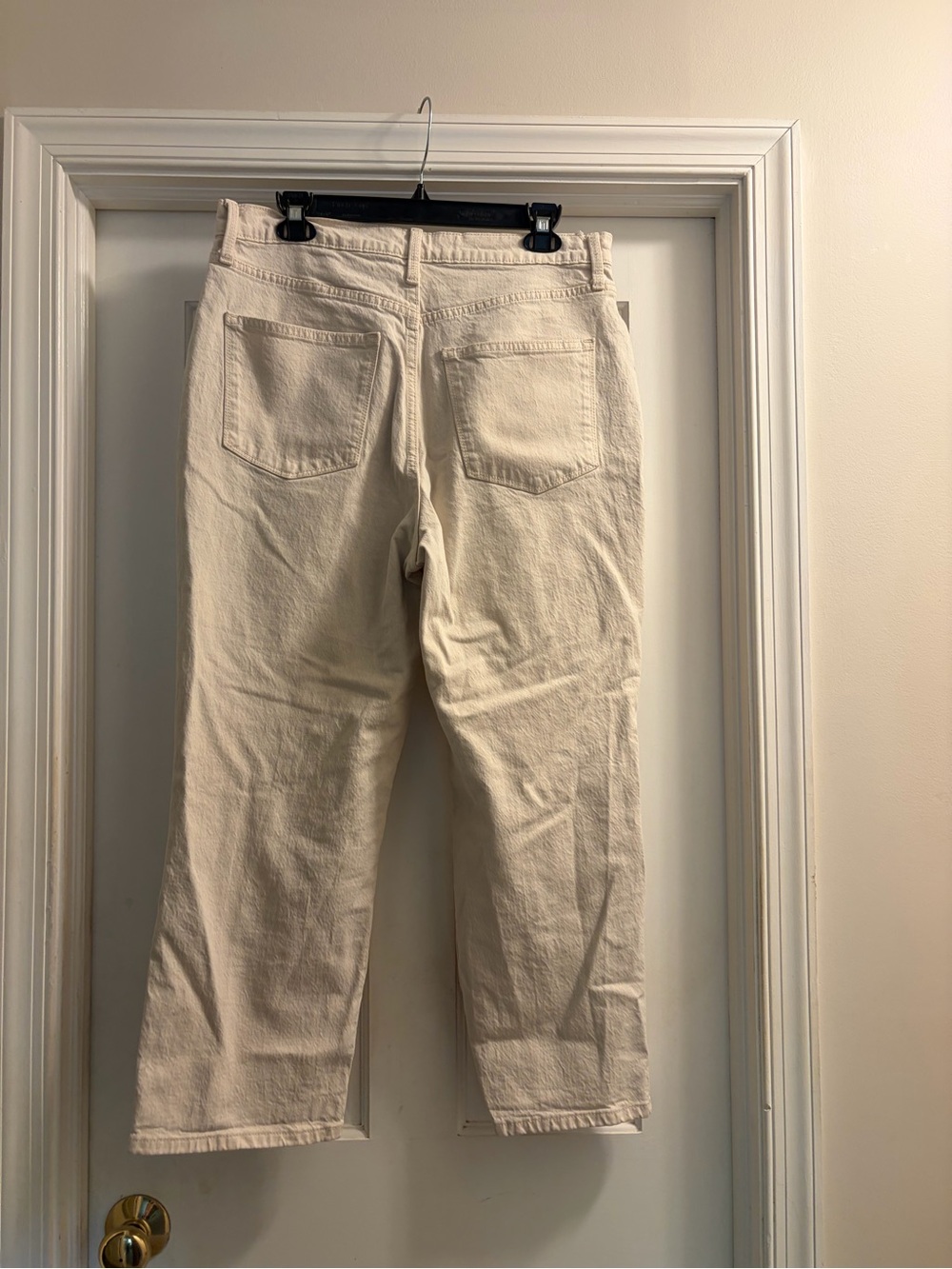 Universal Thread Mom Jeans - Picture 5 of 11